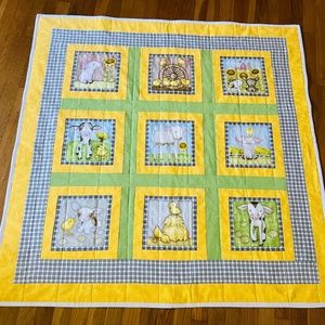 Adorable baby farm animal quilt NEW